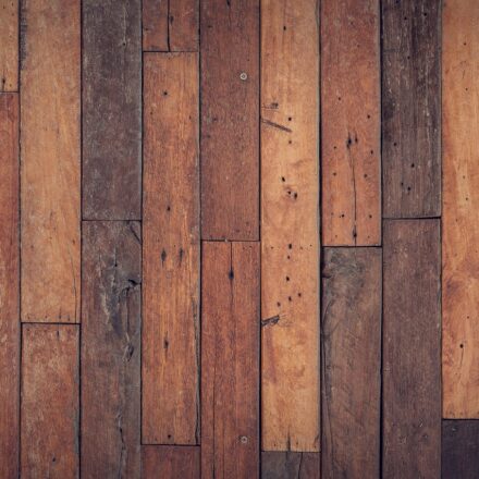 mahogany wood grain